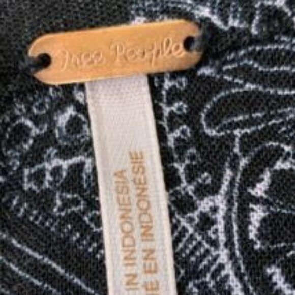 FREE People Walking On A Dream Keyhole Cut Out Oversize Tunic Top Size Small - Picture 7 of 8